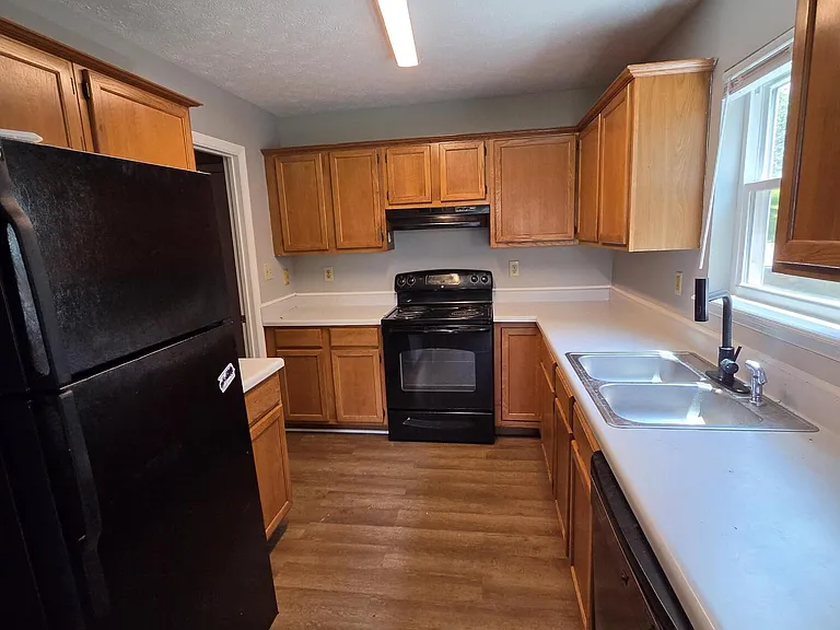 353 Marblerock Way — Photo 4
