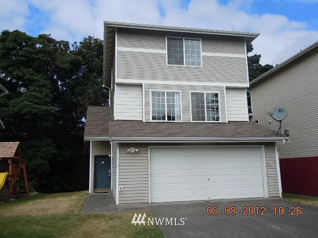 410 E 40th StCt photo 1