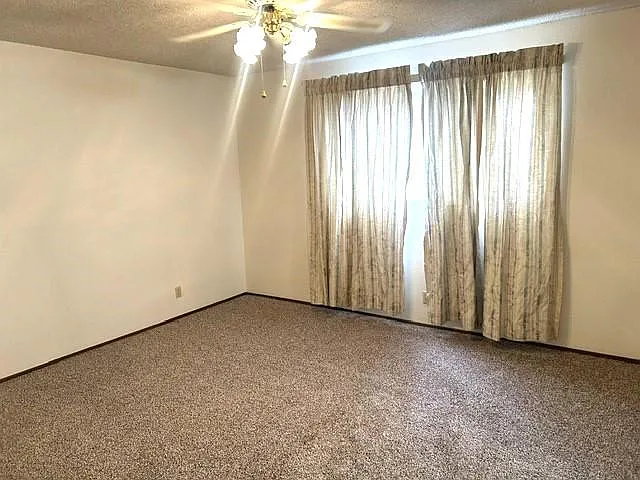 2428 El Rancho Cir — Photo 9