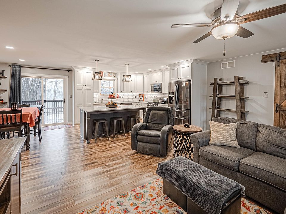 15743 Old State Rd, Evansville, IN 47725 Zillow
