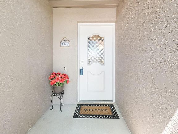 2nd image of 1442 Chesterfield Dr