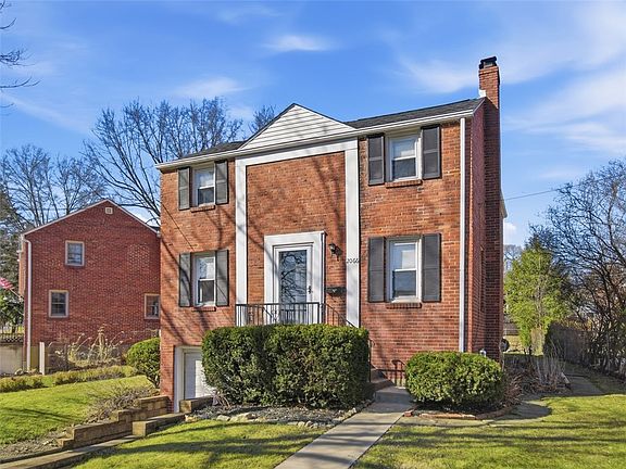 3rd image of 2066 Spring Valley Rd