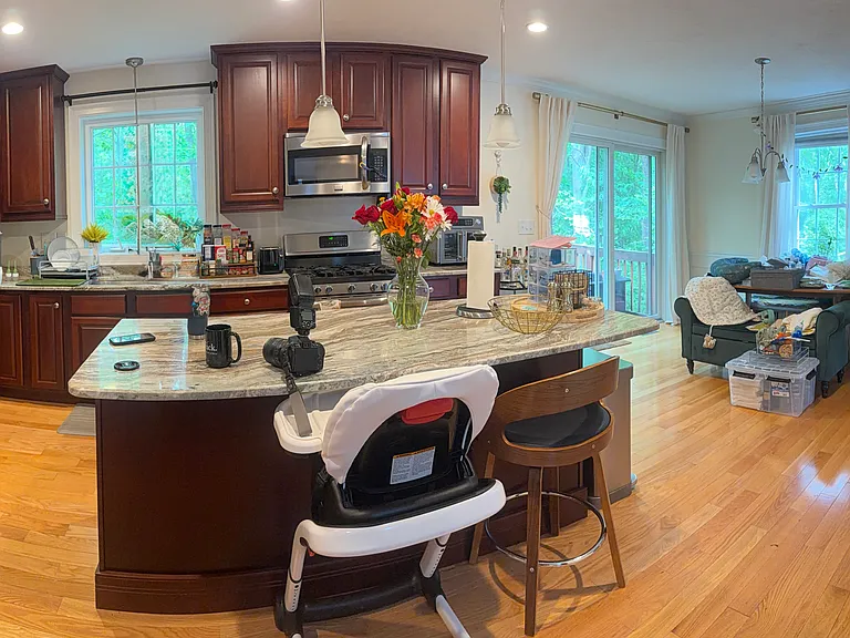 5 Crystal St — Photo 4