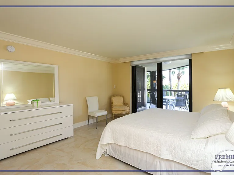 4551 Gulf Shore Blvd N #301 — Photo 23