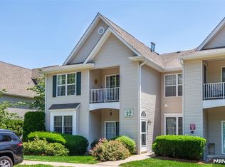 434 Cambridge Dr, Butler, NJ