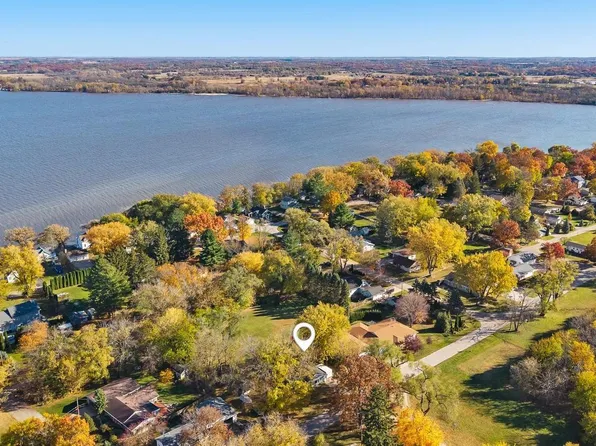 11548 North Maple Beach Drive, Edgerton, WI 53534