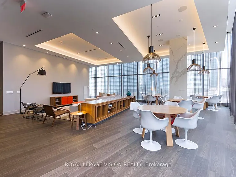 10 York St #4412 — Photo 11