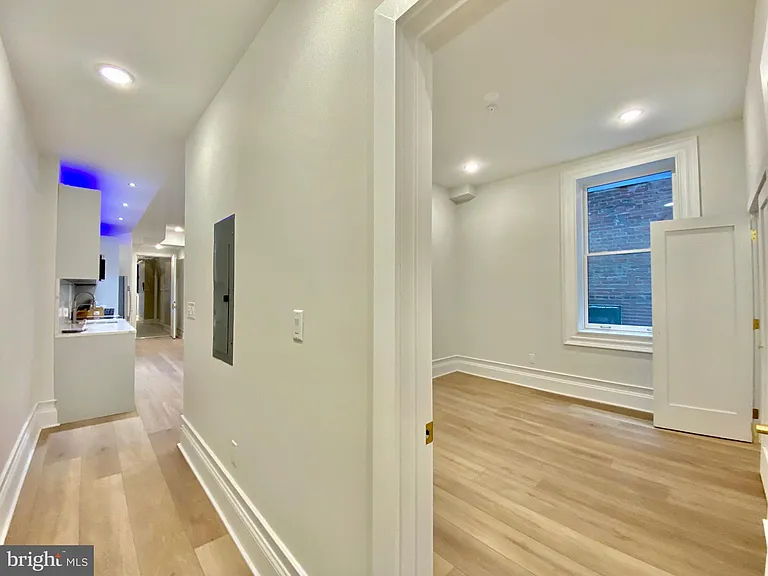 1824 Chestnut St #1R — Photo 6