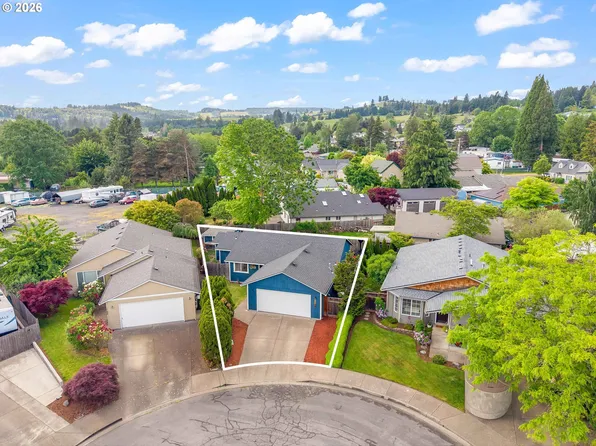 1146 SW James Ct, Dundee, OR 97115