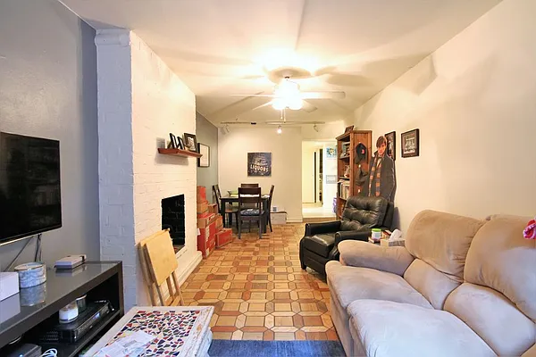 Rented by JK Dansar Corp | media 24