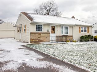 363 W Omar St, Struthers, OH 44471