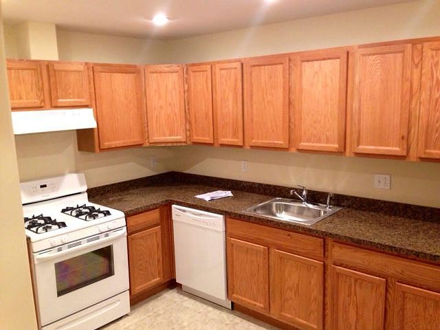 1st image of 180 White Sands Way