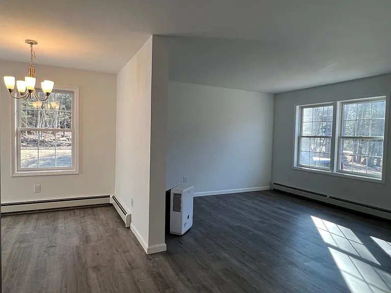 30 Hancock Rd — Photo 2