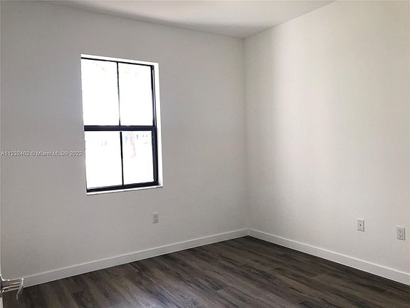 2nd image of 15650 Sw 136