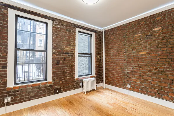 Rented by Bond New York | media 15