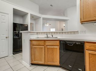 921 Remington Trl, Mesquite, TX 75181