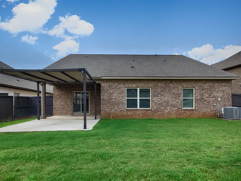 171 Kingswood Dr — Photo 46