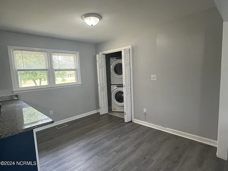 1042 Ramsey Rd — Photo 9