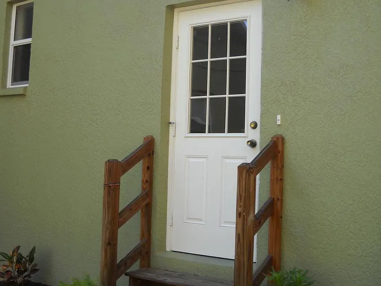 Private Entrance