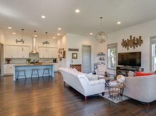 2115 Rosecliff Dr, Nashville, TN 37206