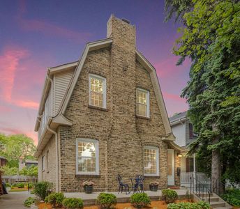 9130 S Hamilton Ave, Chicago, IL, 60643