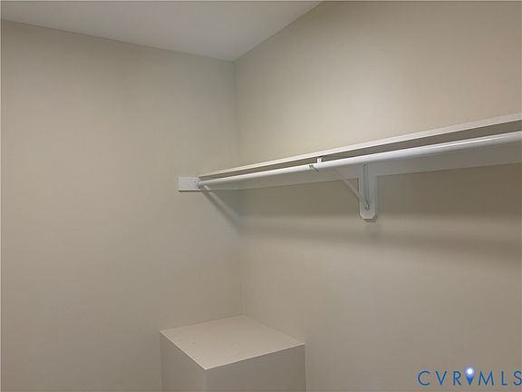 5th image of 15085 Lebanon Rd