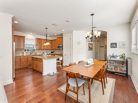 2nd image of 13895 Temin Ave