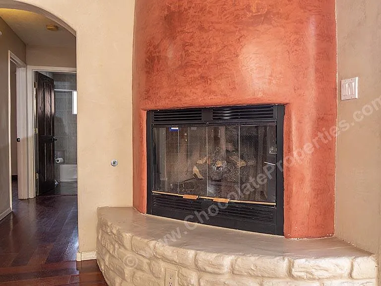 7401 Palomas Park Ave NE — Photo 9