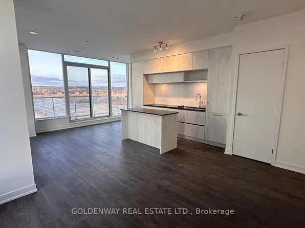 6 David Eyer Rd, Richmond Hill, ON