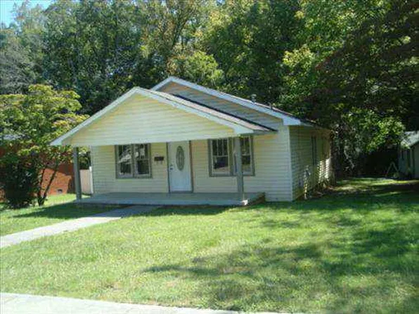 113 W Fir St, La Follette, TN 37766