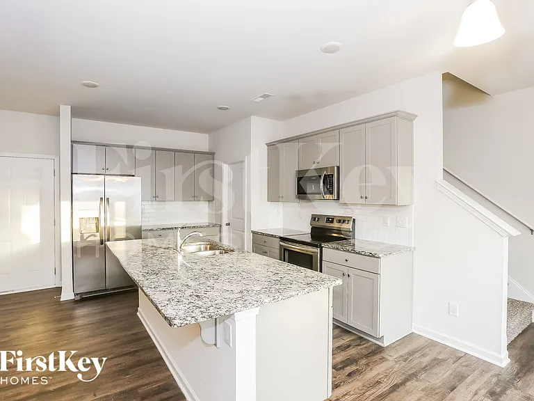 10717 Rivergate Dr NW — Photo 6