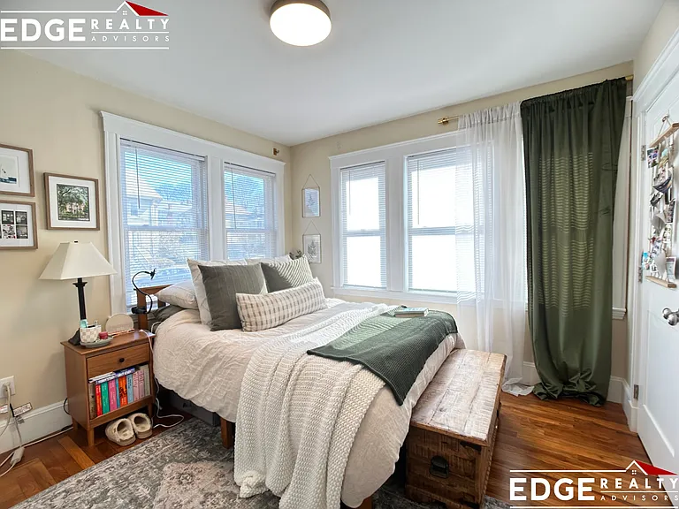 58 Hunnewell Ave #1 — Photo 4