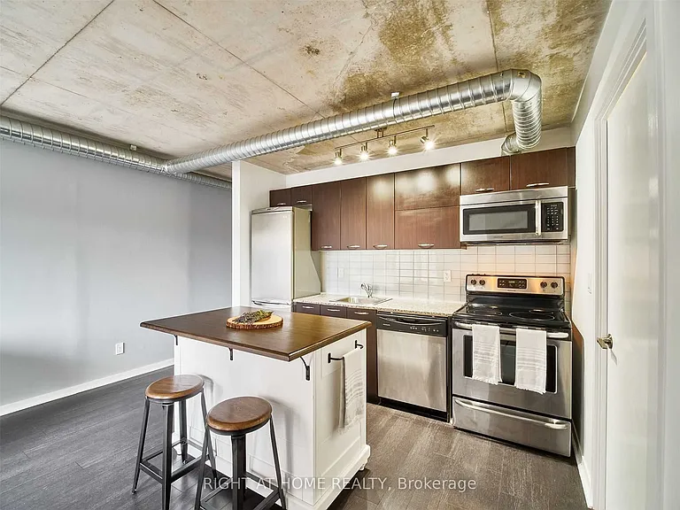 170 Sudbury St #201 — Photo 6