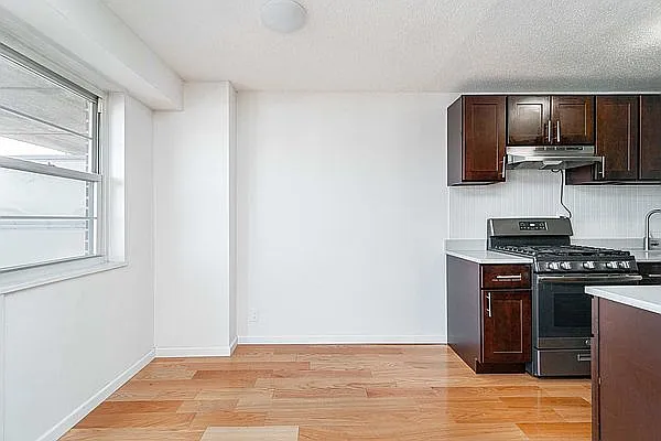 Rented by Modern Spaces | media 31