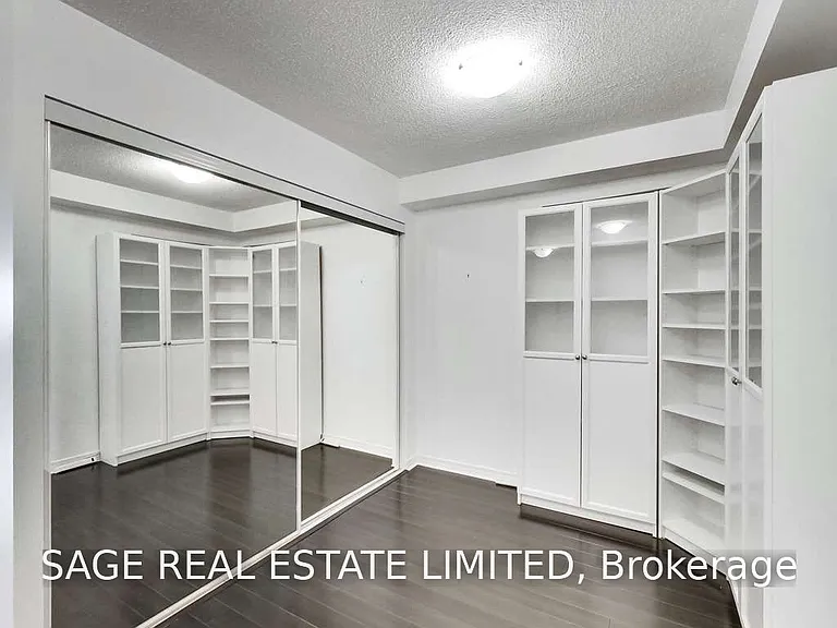 60 Heintzman St #636 — Photo 5