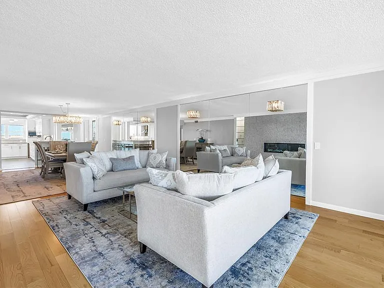 6020 Shore Blvd S #712 — Photo 17