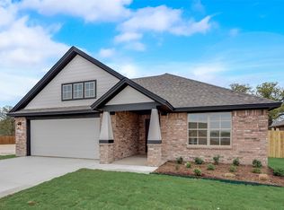 912 Ben Dr, Springtown, TX 76082