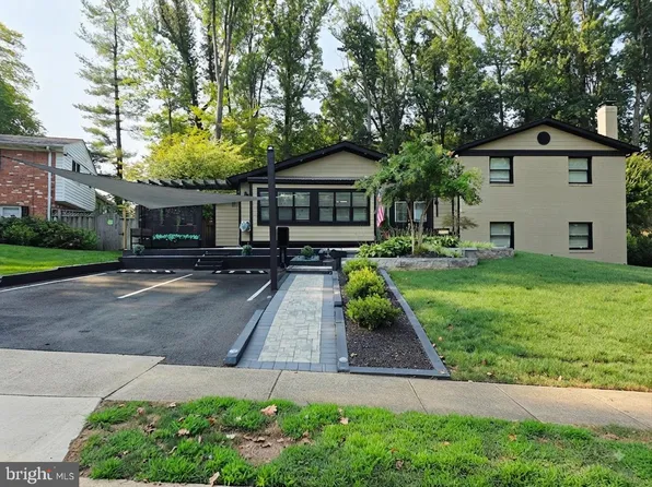 8927 Orange Hunt Ln, Annandale, VA 22003