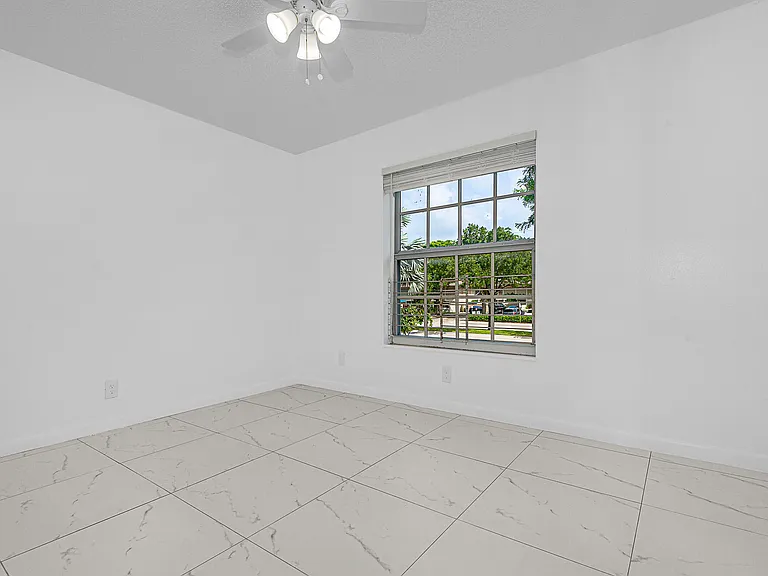 8706 W Sample Rd #4 — Photo 15