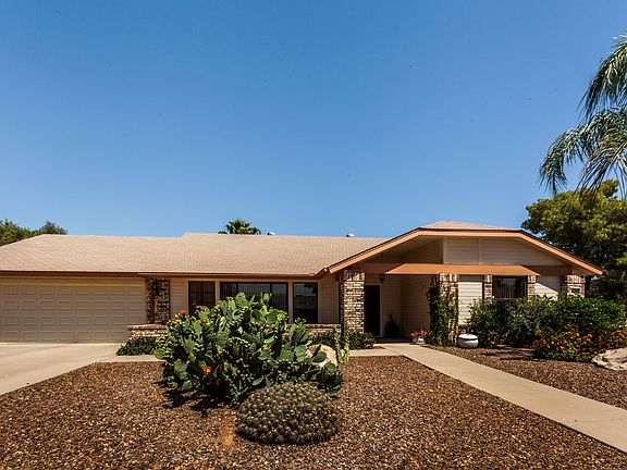 4th image of 19006 N Aloe Ct