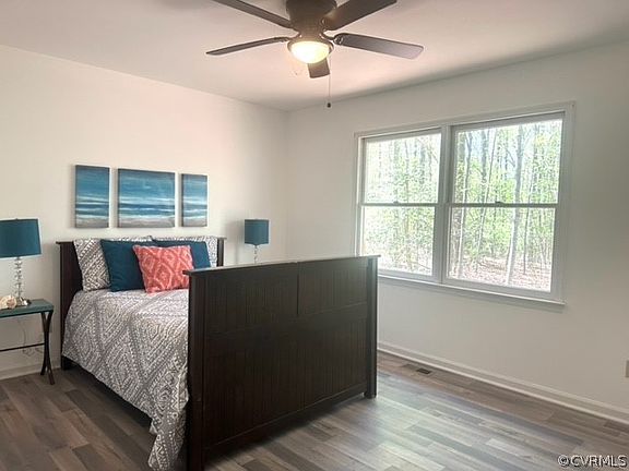 4th image of 79 Windway Ln