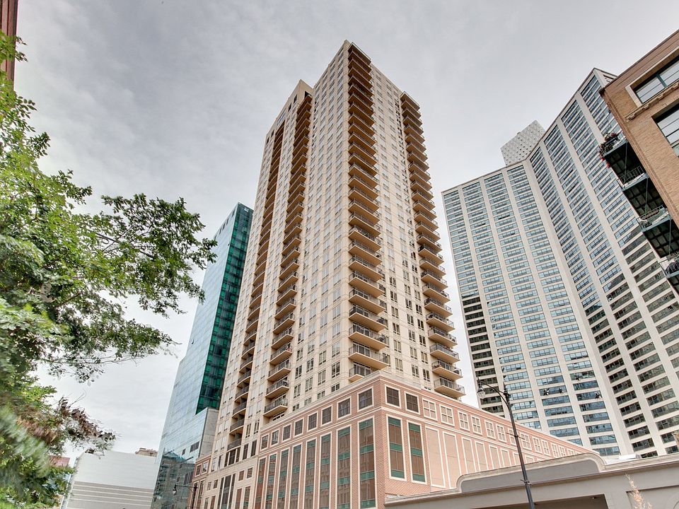 1st image of 1111 S Wabash Ave APT 2906