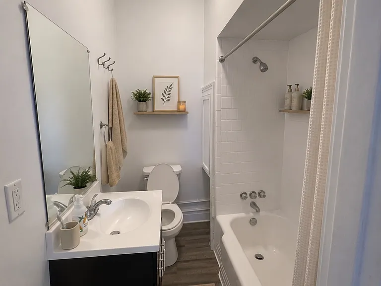 100 E Preston St #82 — Photo 4
