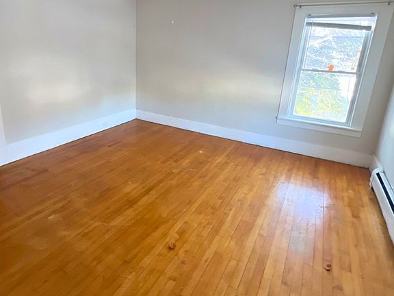 3rd image of 277 Brunswick St #11276798
