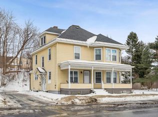 128 N Main St, West Lebanon, NH 03784