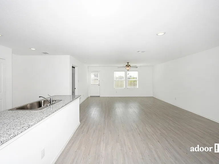1208 Grace Park Rd — Photo 10