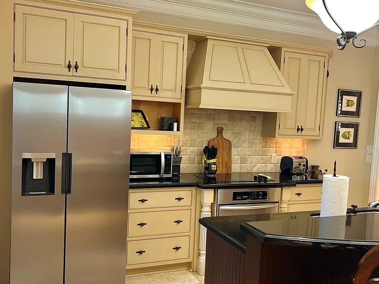 1520 Ocean Dr — Photo 11