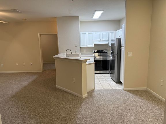 3rd image of 60 Fenwick Hall Aly APT 226