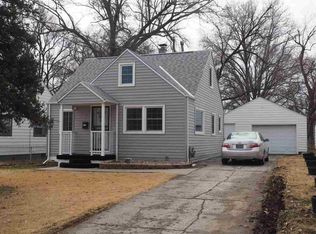 4017 Crown Point Ave, Omaha, NE 68111