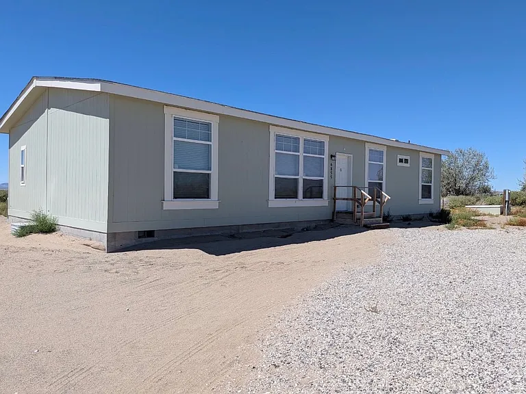 6855 Equinox Ln — Photo 2